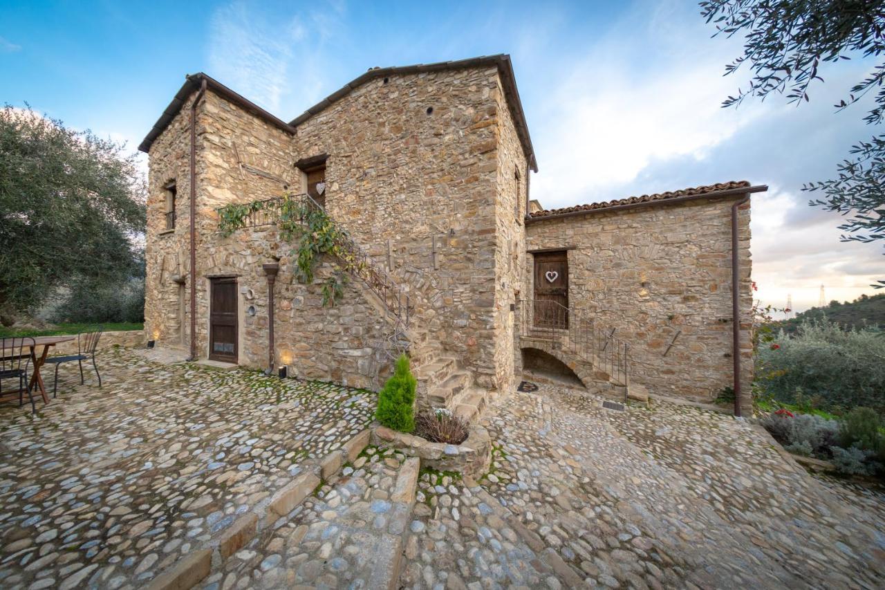 Agriturismo C'Era Una Volta Camporosso  Exterior foto
